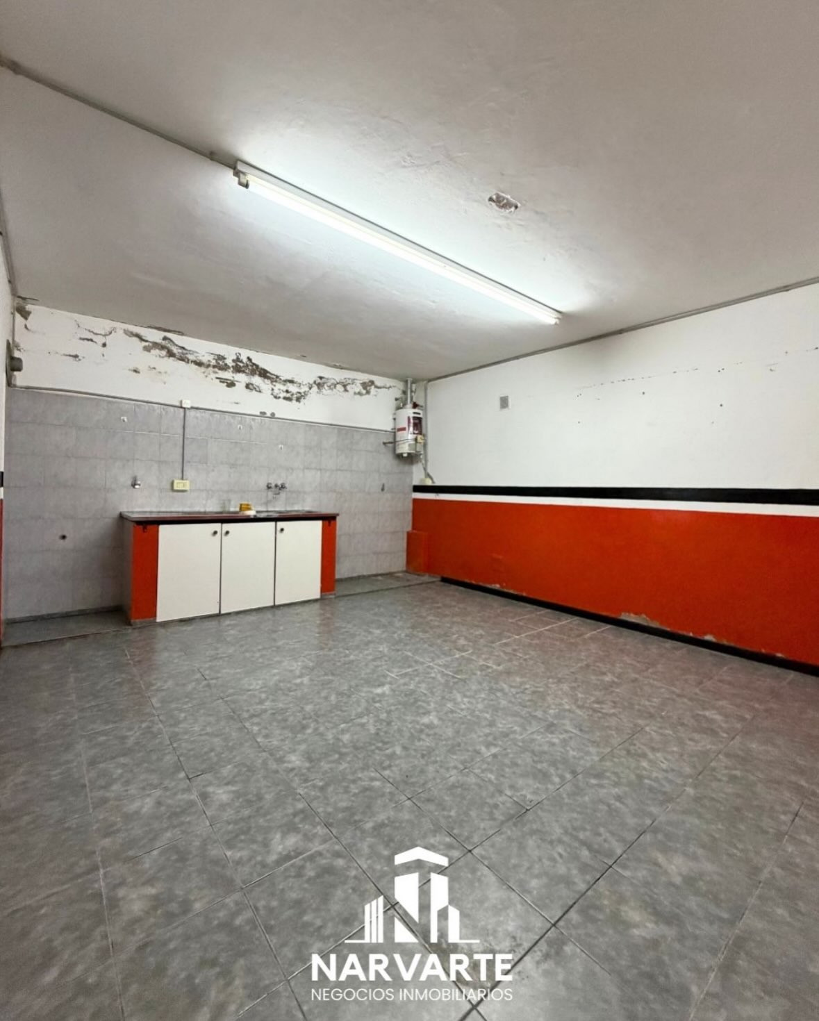 Taller / Galpón Comercial en Venta – Amparo Castro 1269 — Olavarría