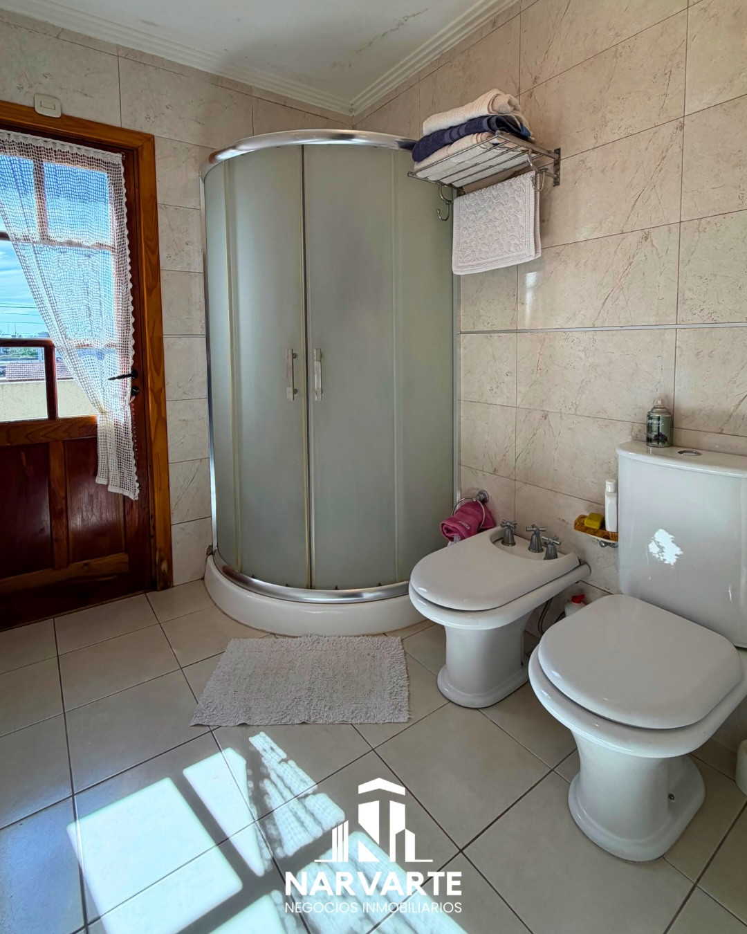 Casa con Pileta Climatizada en Venta – Buchardo 3600 — Olavarría