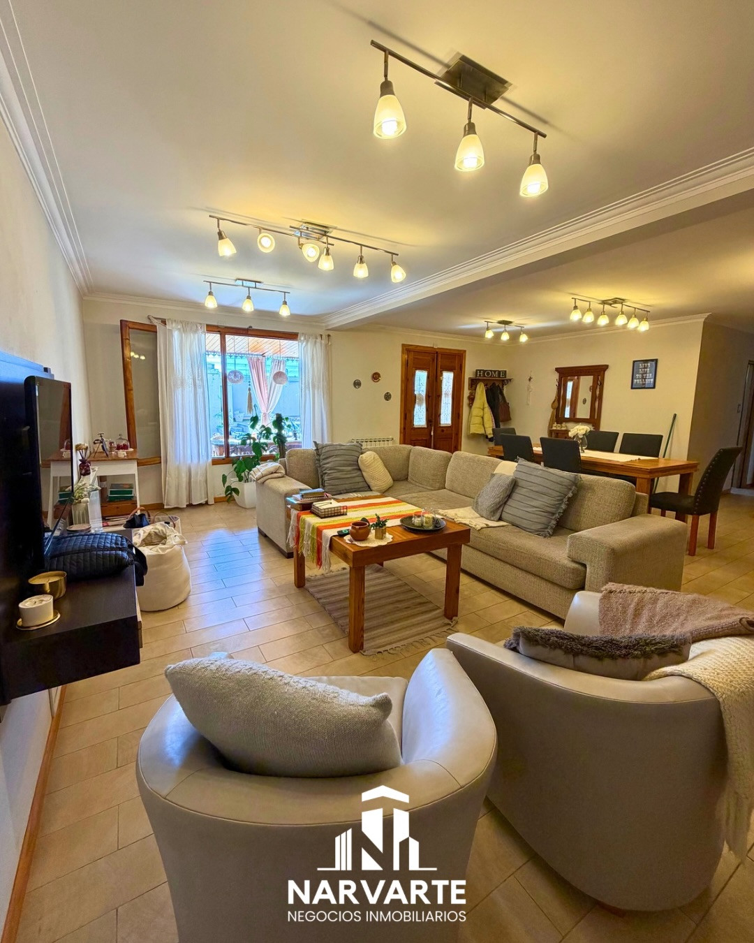 Casa con Pileta Climatizada en Venta – Buchardo 3600 — Olavarría