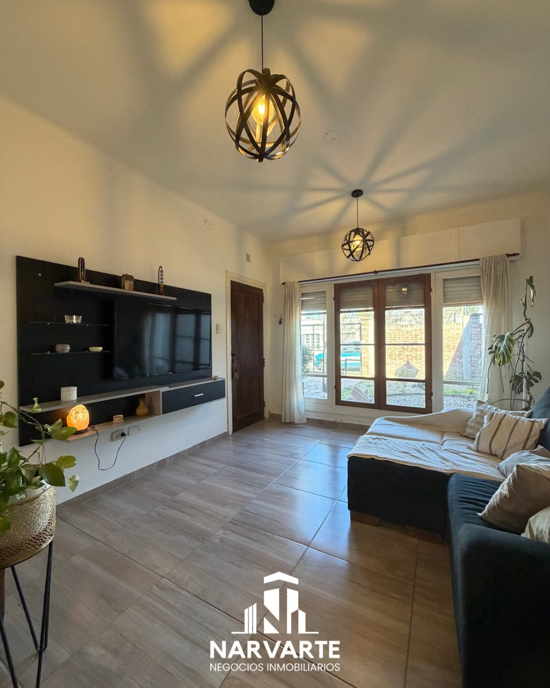 Casa + Departamento Independiente en Venta – Vicente López 3763 — Olavarría