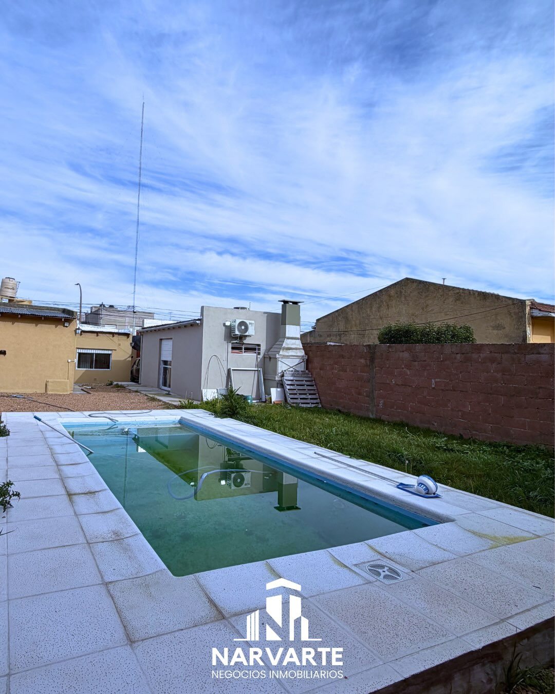 Casa con Pileta en Venta – Vélez Sarsfield 1765 — Olavarría