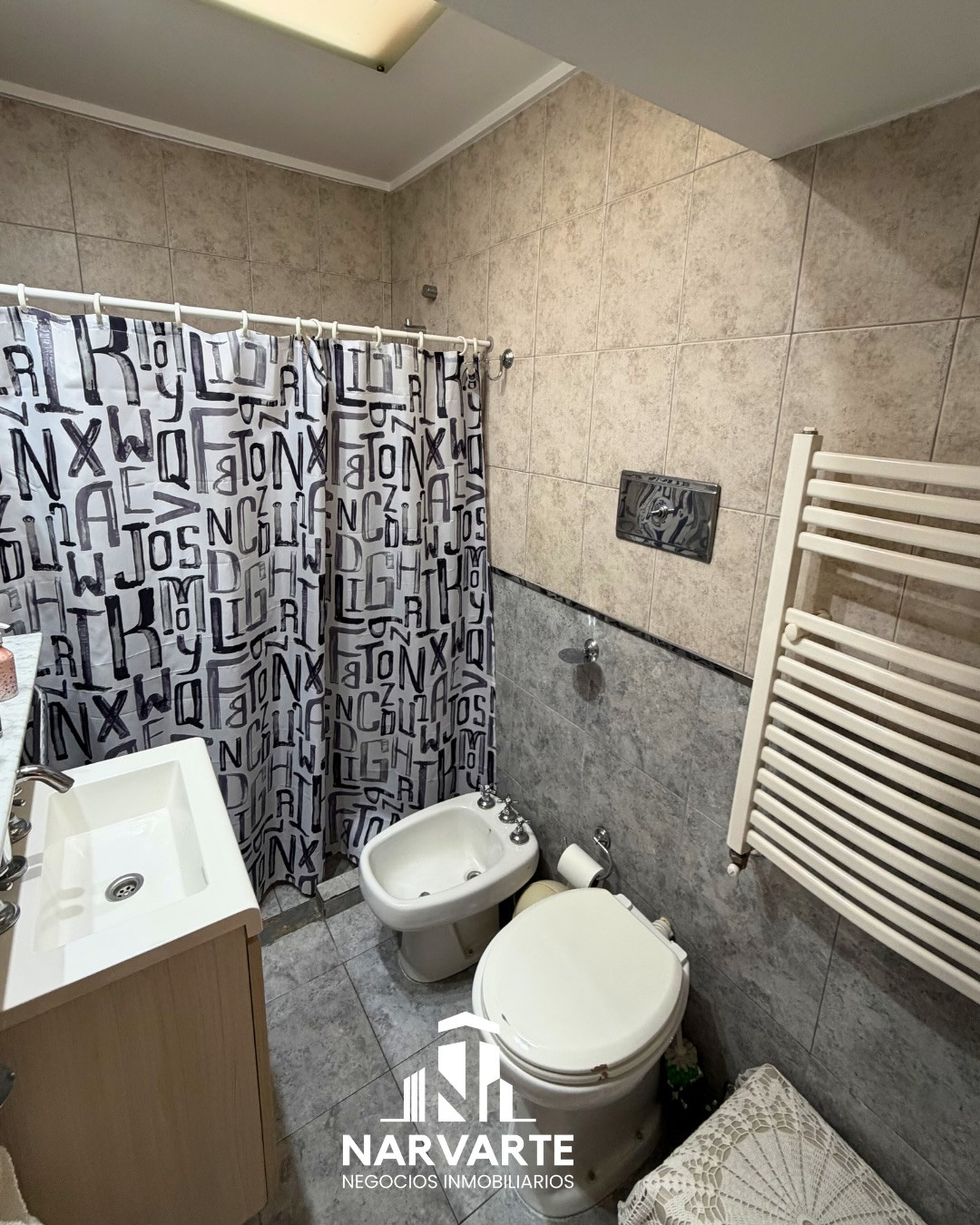 Casa en Esquina en Venta – Chacabuco y José Luis Torres — Olavarría